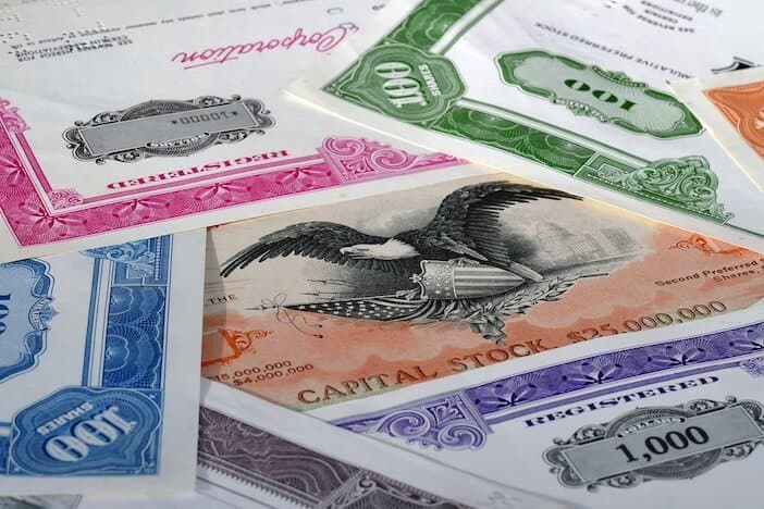Hệ Thống Tài Chính Của Mỹ – Stock vs Bond
